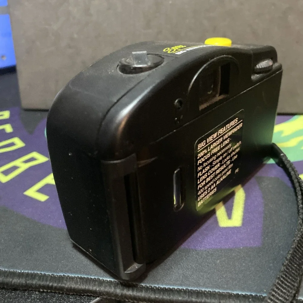Vintage Vivitar Spree Big View Camera 35mm Fun Sport Black Yellow B2